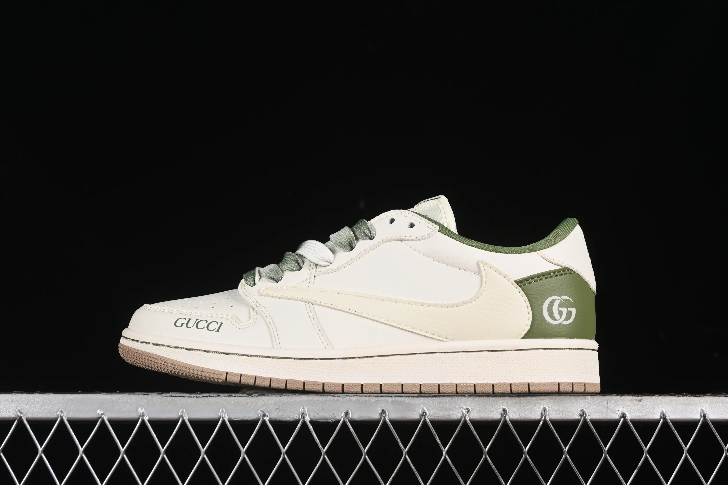 All categories Air Jordan Jordan series basketball shoes Air Jordan 1 Low High-end customized low-top sneakers Travis Scott x Fragment Design x Air Jordan 1 Low OG SP AJ1 Joe 1 Gucci joint-beige khaki low-top cultural and casual sneakers XY2688-105